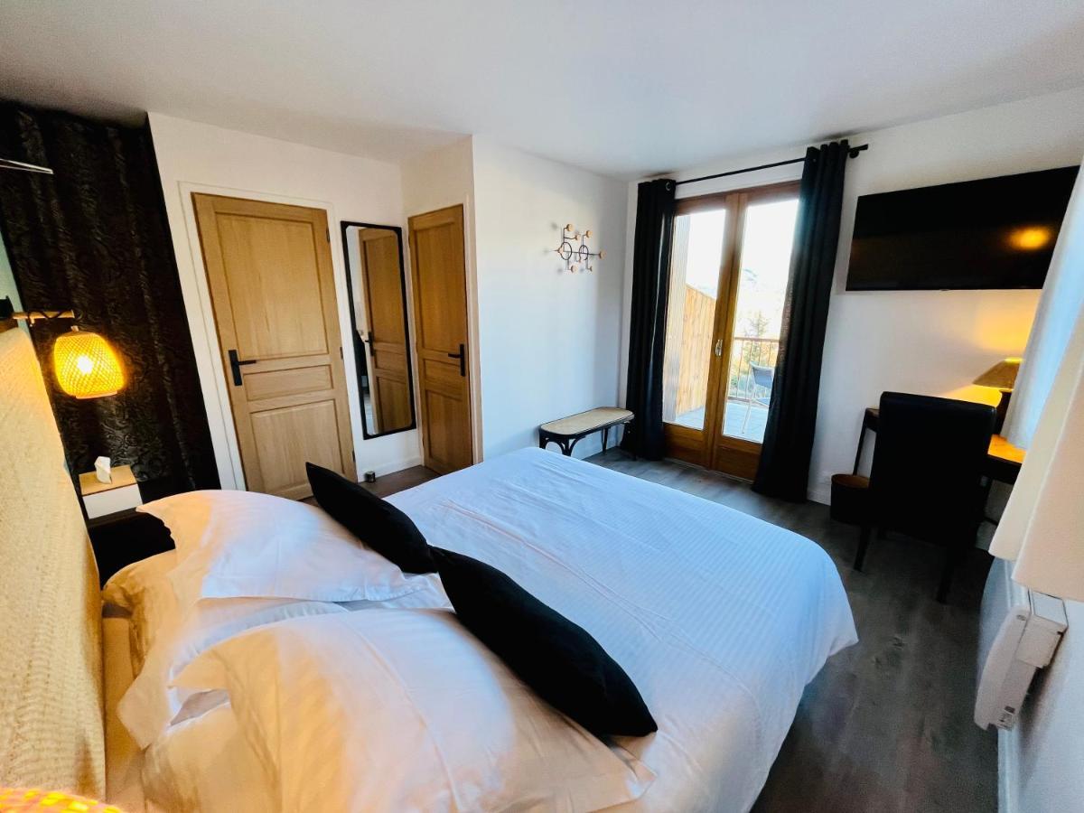 Hotel Les Chaumettes サヴィーヌ・ル・ラック エクステリア 写真