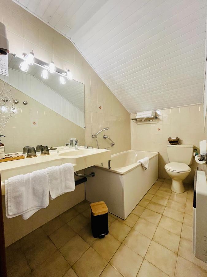 Hotel Les Chaumettes サヴィーヌ・ル・ラック 部屋 写真