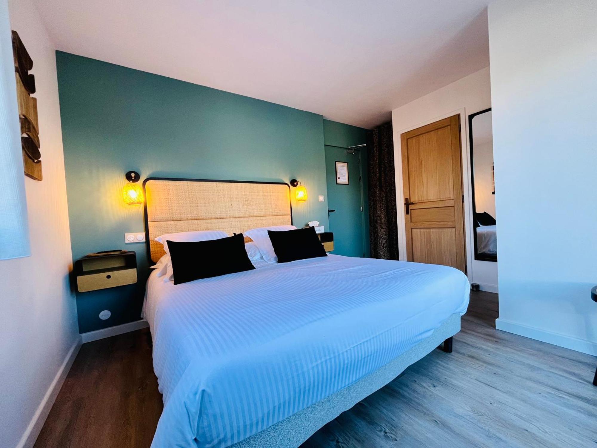 Hotel Les Chaumettes サヴィーヌ・ル・ラック 部屋 写真